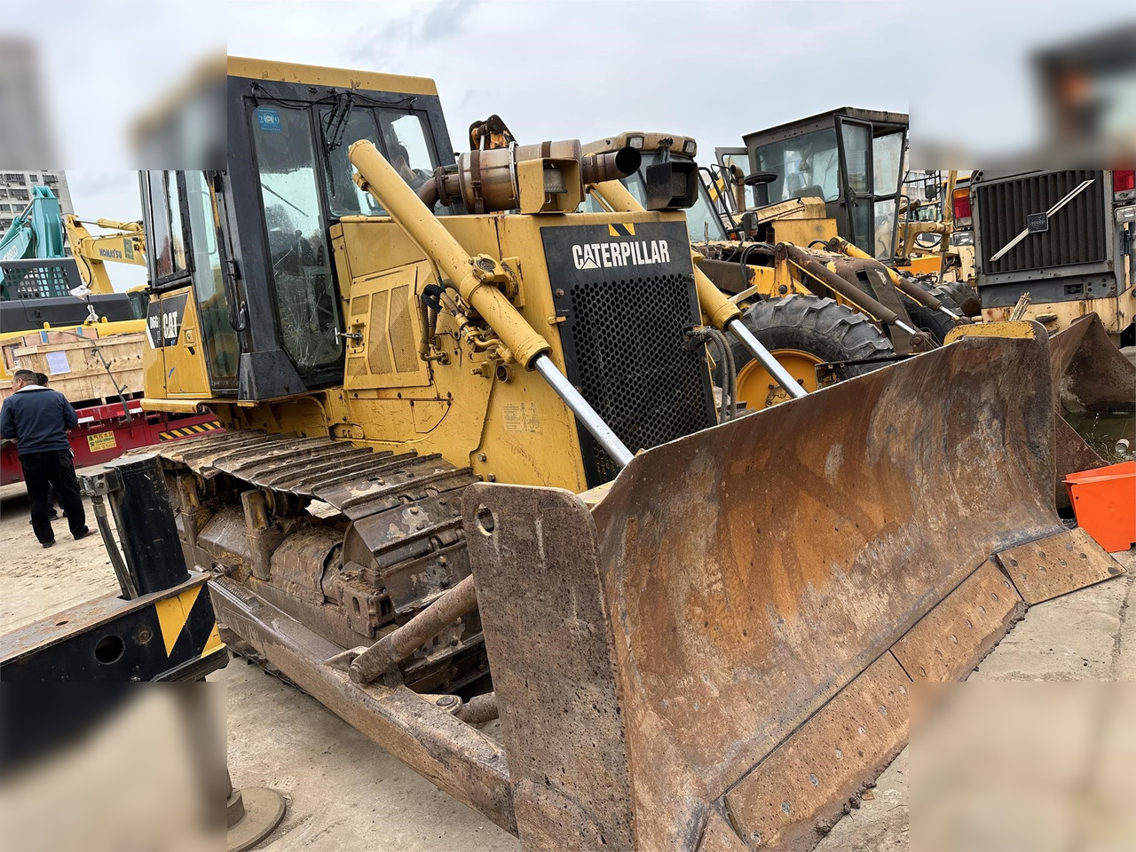 CATERPILLAR D6G2 XL - Buldozers: foto 4 CATERPILLAR D6G2 XL - Buldozers: foto 4