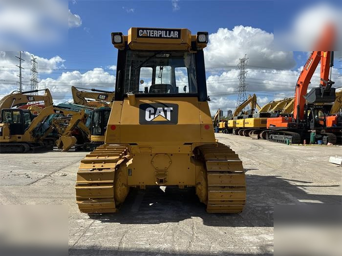 CATERPILLAR D7G II - Buldozers: foto 5 CATERPILLAR D7G II - Buldozers: foto 5