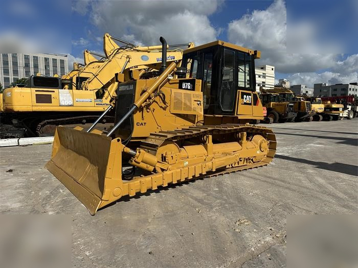 CATERPILLAR D7G II - Buldozers: foto 2 CATERPILLAR D7G II - Buldozers: foto 2