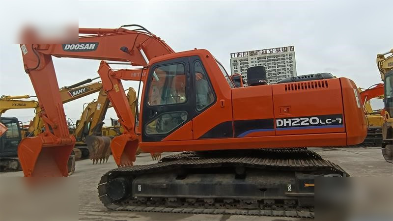 DOOSAN DH220 LC-7 - Kāpurķēžu ekskavators: foto 1 DOOSAN DH220 LC-7 - Kāpurķēžu ekskavators: foto 1