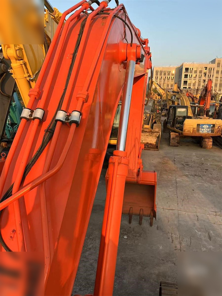 DOOSAN DH300 LC-7 - Kāpurķēžu ekskavators: foto 5 DOOSAN DH300 LC-7 - Kāpurķēžu ekskavators: foto 5