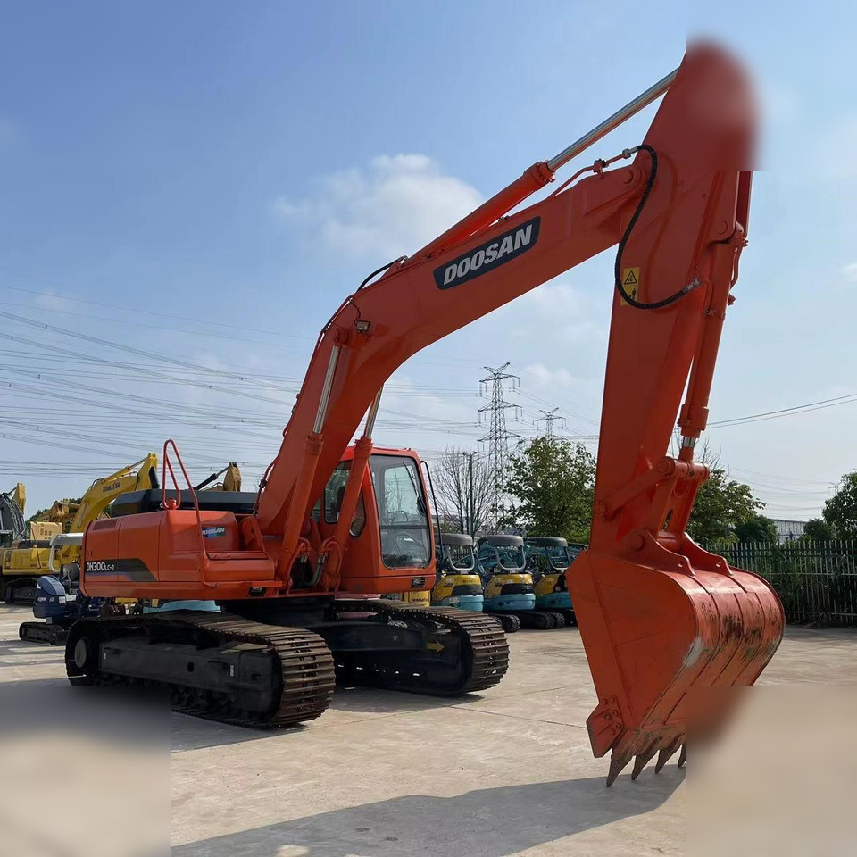 DOOSAN DH300 LC-7 - Kāpurķēžu ekskavators: foto 5 DOOSAN DH300 LC-7 - Kāpurķēžu ekskavators: foto 5