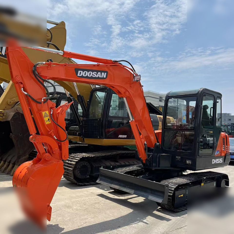 DOOSAN DH55-V - Mini-ekskavators: foto 3 DOOSAN DH55-V - Mini-ekskavators: foto 3