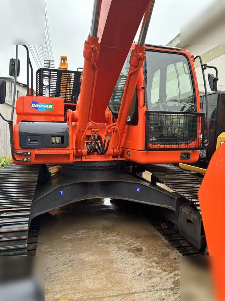 DOOSAN DX225 LC-5 - Kāpurķēžu ekskavators: foto 4 DOOSAN DX225 LC-5 - Kāpurķēžu ekskavators: foto 4