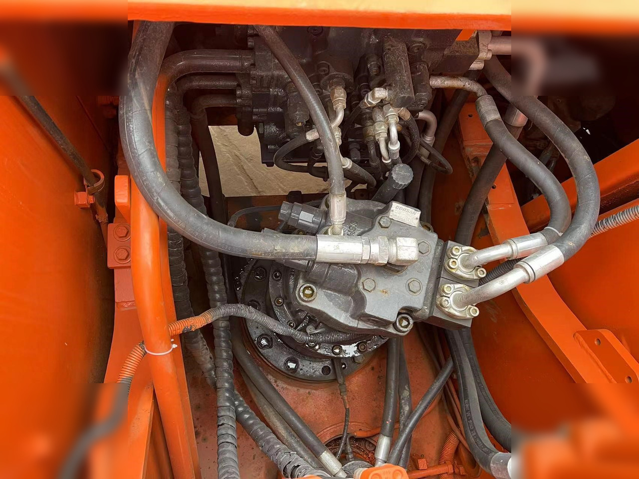 Kāpurķēžu ekskavators DOOSAN DX225 LC: foto 7