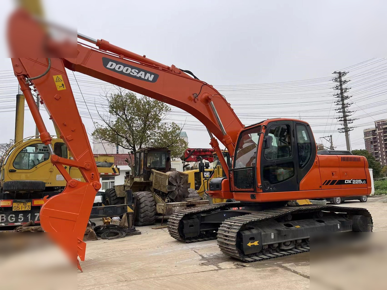 DOOSAN DX225 LC - Kāpurķēžu ekskavators: foto 2 DOOSAN DX225 LC - Kāpurķēžu ekskavators: foto 2