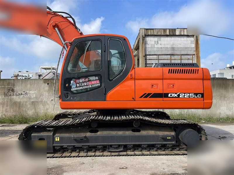 DOOSAN DX225 LC - Kāpurķēžu ekskavators: foto 5 DOOSAN DX225 LC - Kāpurķēžu ekskavators: foto 5