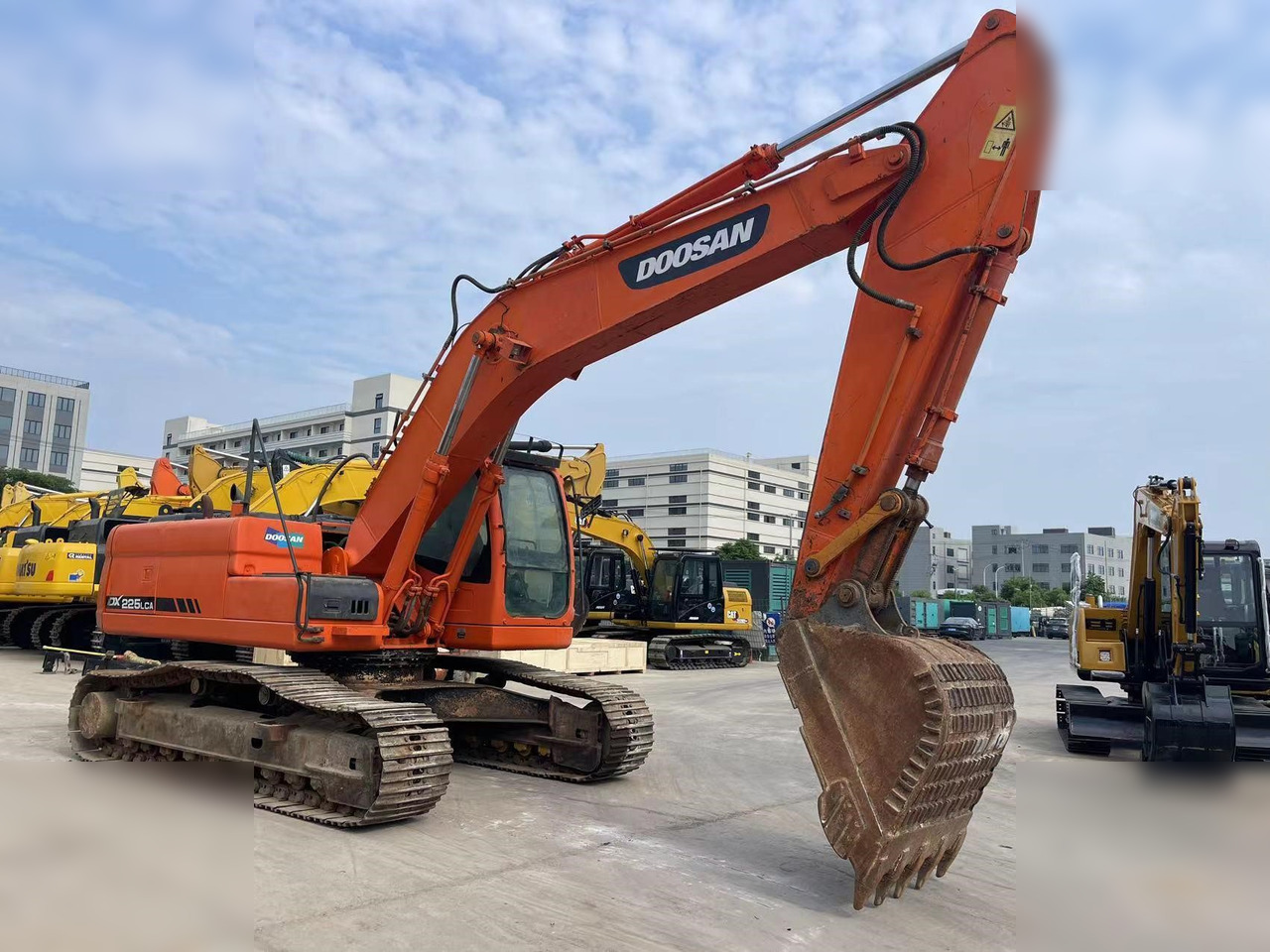 DOOSAN DX225 LCA - Kāpurķēžu ekskavators: foto 5 DOOSAN DX225 LCA - Kāpurķēžu ekskavators: foto 5