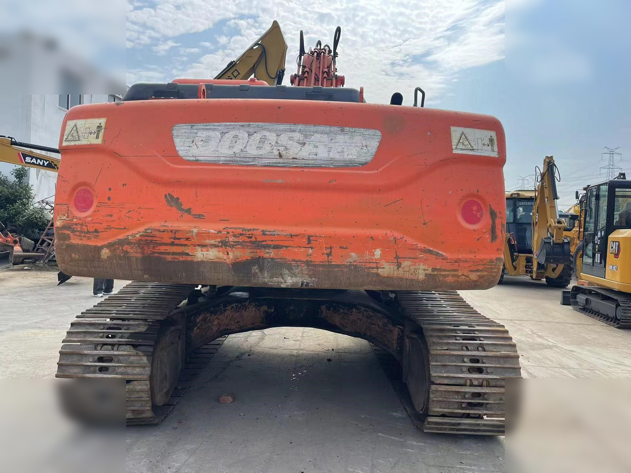 DOOSAN DX225 LCA - Kāpurķēžu ekskavators: foto 4 DOOSAN DX225 LCA - Kāpurķēžu ekskavators: foto 4