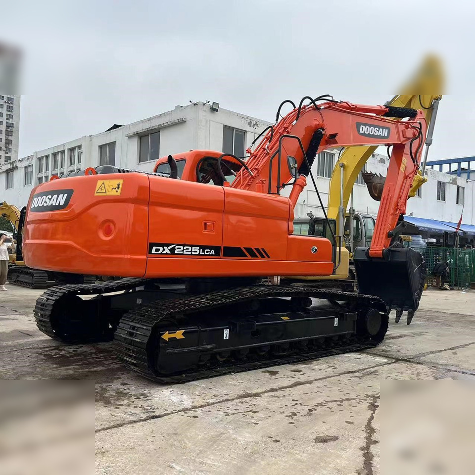 DOOSAN DX225 LCA - Kāpurķēžu ekskavators: foto 4 DOOSAN DX225 LCA - Kāpurķēžu ekskavators: foto 4