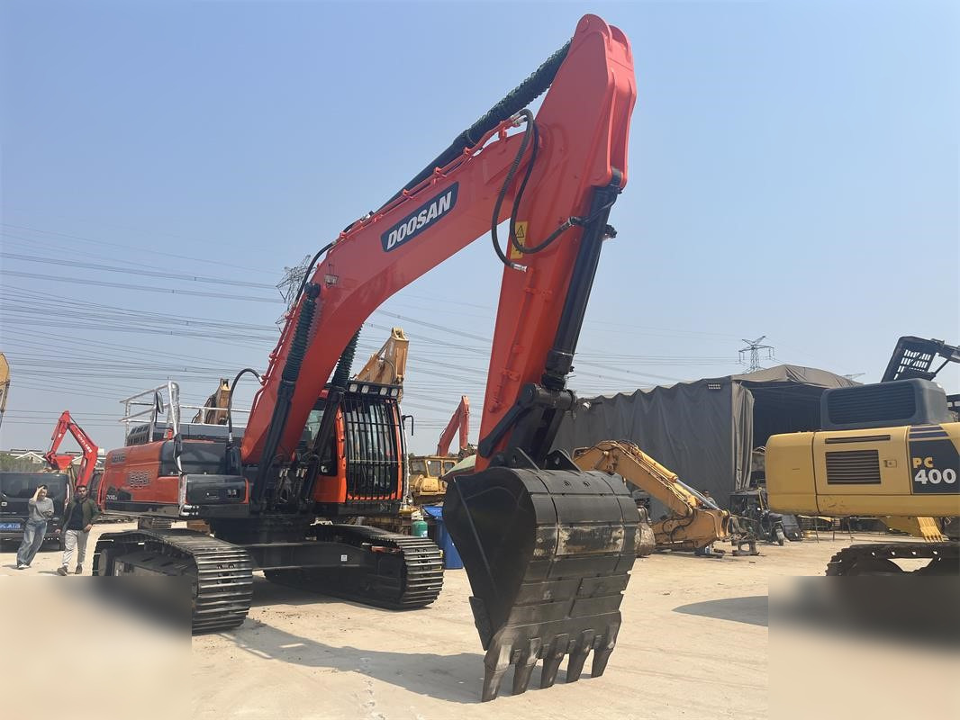 DOOSAN DX340 LCA - Kāpurķēžu ekskavators: foto 5 DOOSAN DX340 LCA - Kāpurķēžu ekskavators: foto 5