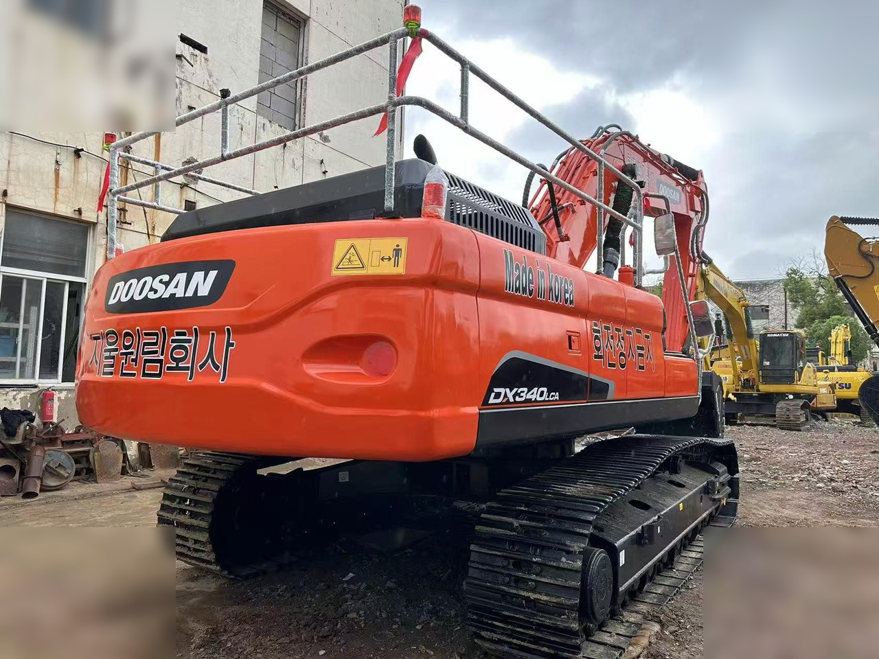 DOOSAN DX340 LCA - Kāpurķēžu ekskavators: foto 2 DOOSAN DX340 LCA - Kāpurķēžu ekskavators: foto 2