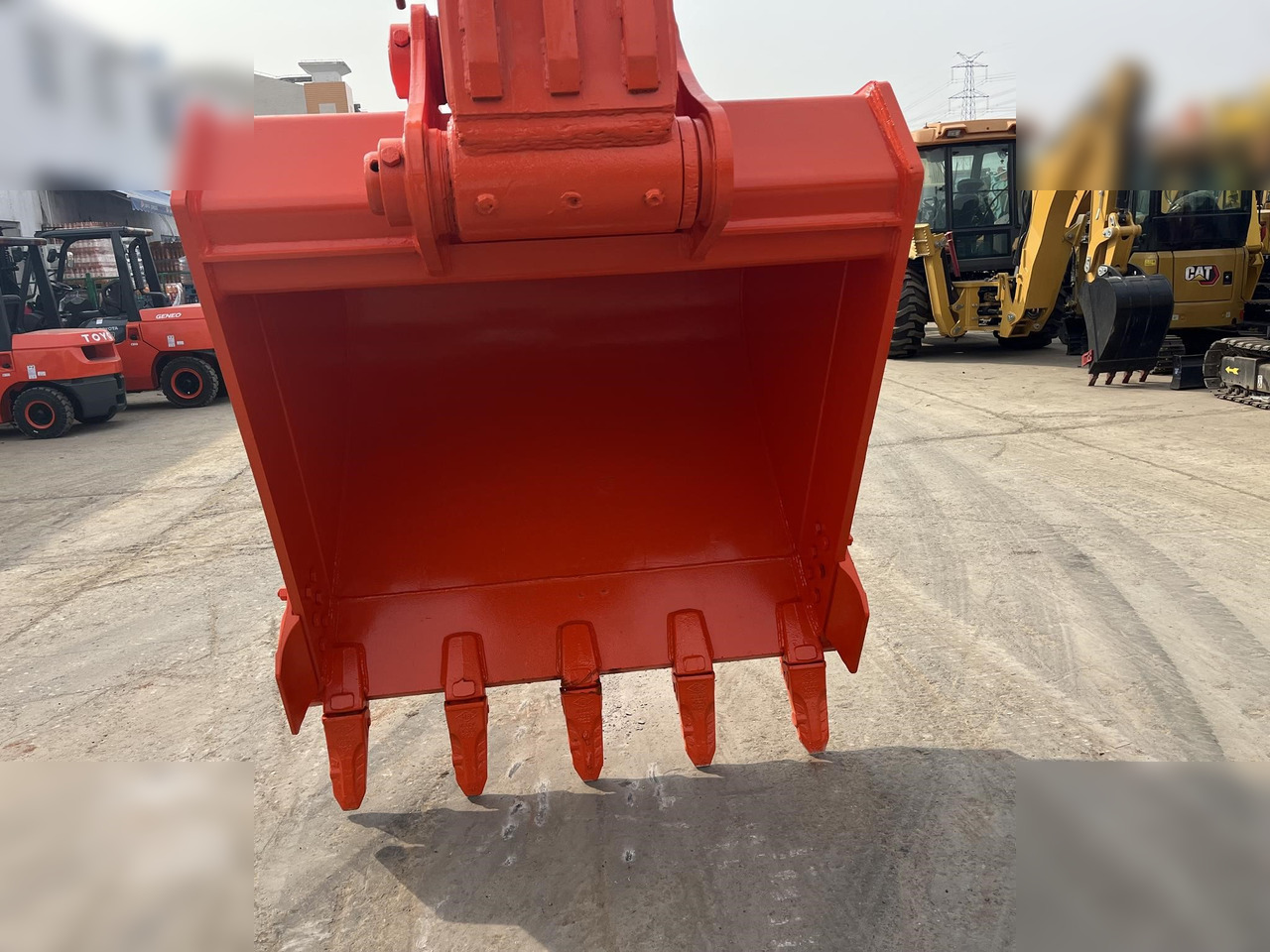 DOOSAN DX420 LC-9C - Kāpurķēžu ekskavators: foto 3 DOOSAN DX420 LC-9C - Kāpurķēžu ekskavators: foto 3