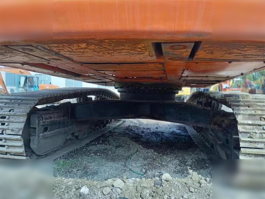 DOOSAN DX420 LC-9C - Kāpurķēžu ekskavators: foto 4 DOOSAN DX420 LC-9C - Kāpurķēžu ekskavators: foto 4