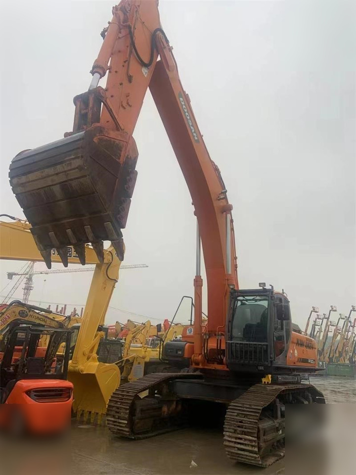 DOOSAN DX500 LCA - Kāpurķēžu ekskavators: foto 2 DOOSAN DX500 LCA - Kāpurķēžu ekskavators: foto 2