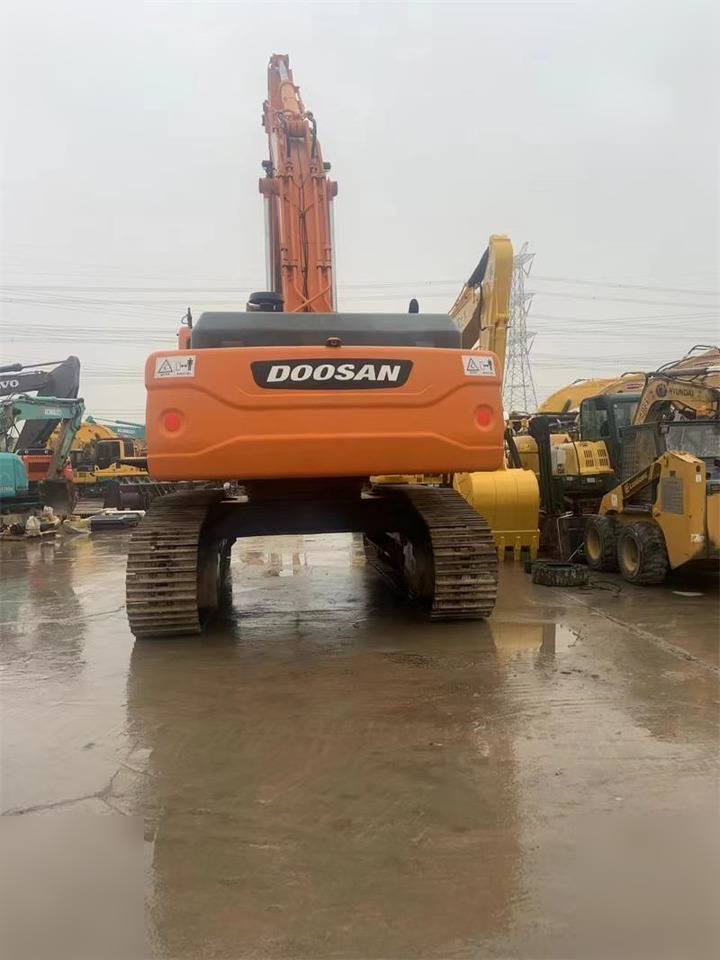 DOOSAN DX500 LCA - Kāpurķēžu ekskavators: foto 5 DOOSAN DX500 LCA - Kāpurķēžu ekskavators: foto 5