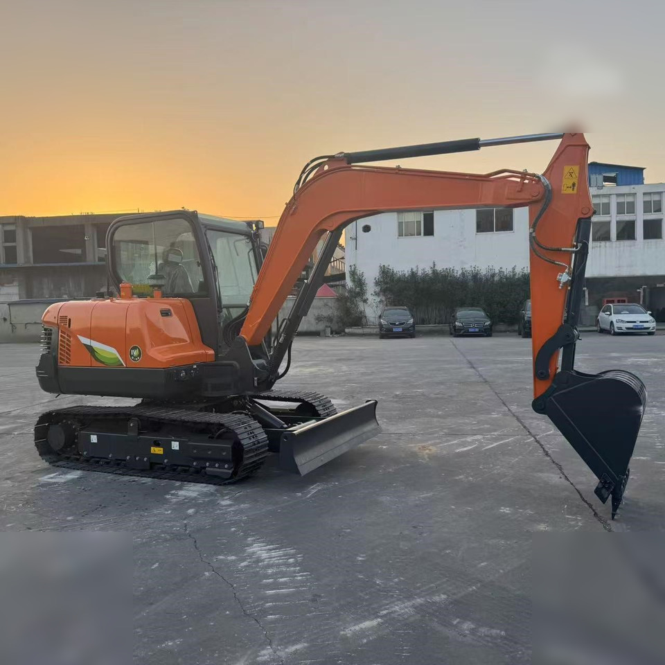 DOOSAN DX60E-10N - Kāpurķēžu ekskavators: foto 4 DOOSAN DX60E-10N - Kāpurķēžu ekskavators: foto 4