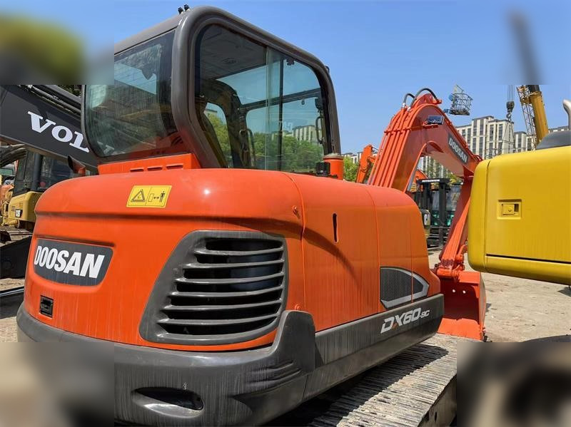 DOOSAN DX60E-9C - Mini-ekskavators: foto 3 DOOSAN DX60E-9C - Mini-ekskavators: foto 3