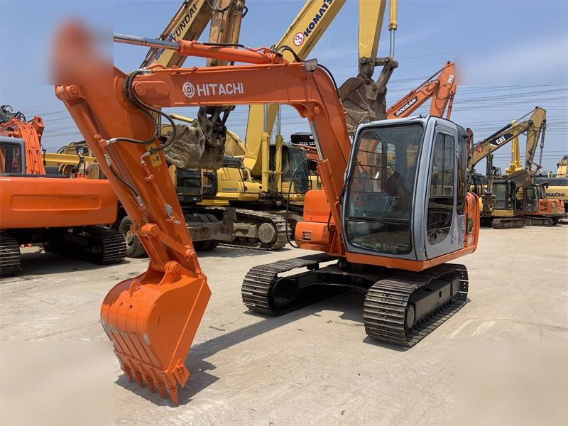 HITACHI EX60 LC-5 - Kāpurķēžu ekskavators: foto 4 HITACHI EX60 LC-5 - Kāpurķēžu ekskavators: foto 4