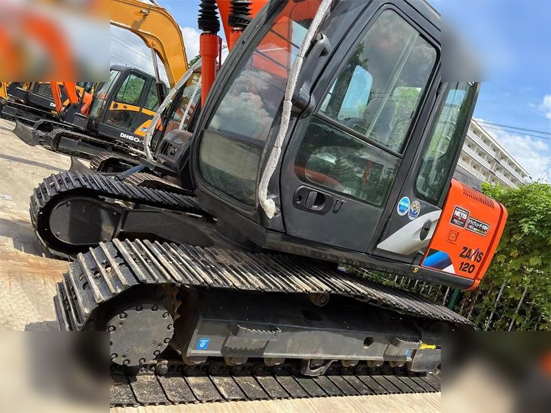 HITACHI ZX120 - Kāpurķēžu ekskavators: foto 3 HITACHI ZX120 - Kāpurķēžu ekskavators: foto 3