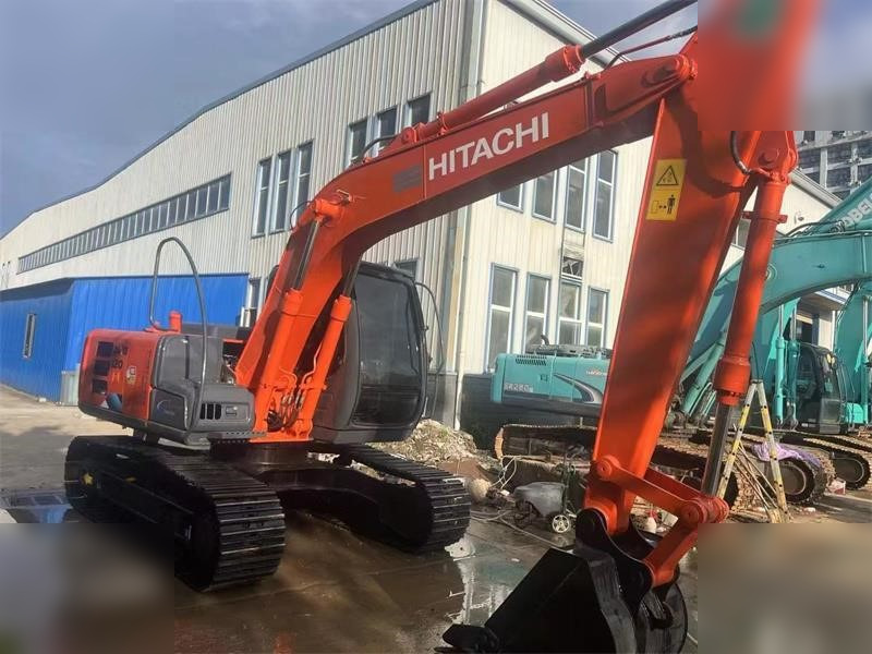 HITACHI ZX120 - Kāpurķēžu ekskavators: foto 2 HITACHI ZX120 - Kāpurķēžu ekskavators: foto 2