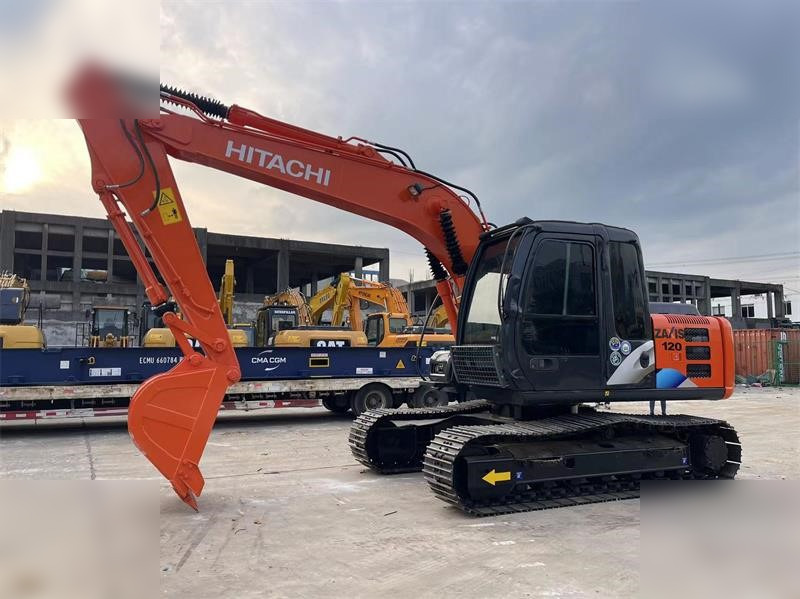HITACHI ZX120 - Kāpurķēžu ekskavators: foto 2 HITACHI ZX120 - Kāpurķēžu ekskavators: foto 2