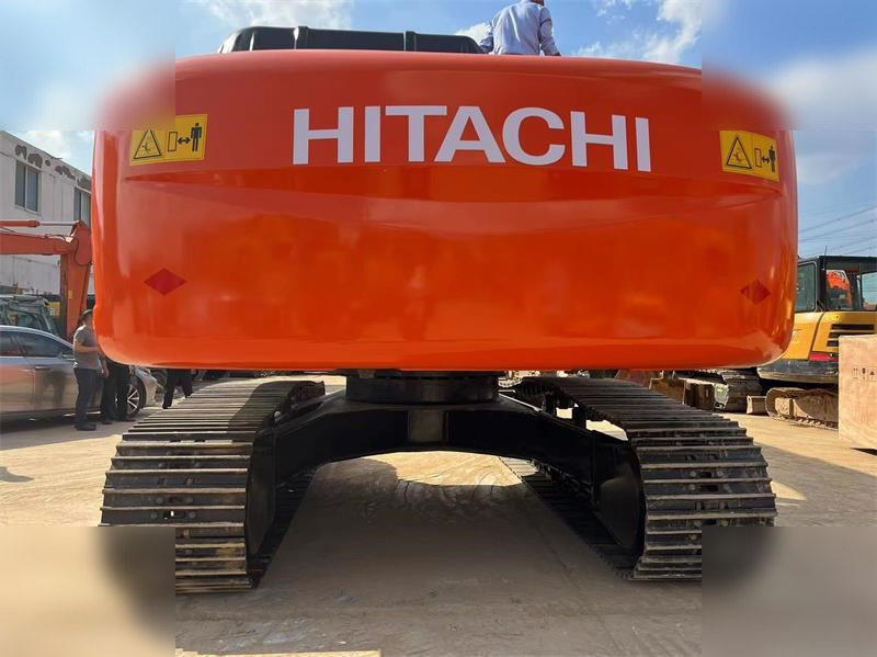 HITACHI ZX240 - Kāpurķēžu ekskavators: foto 3 HITACHI ZX240 - Kāpurķēžu ekskavators: foto 3