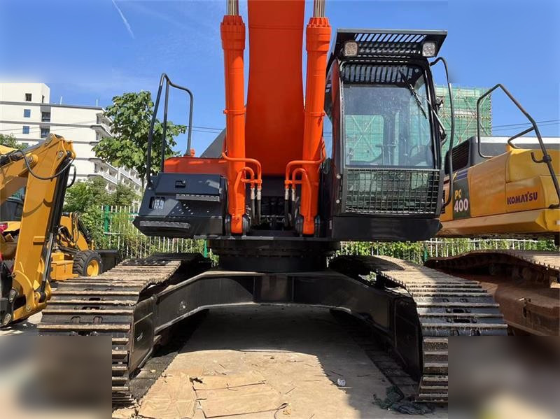 HITACHI ZX350H-3 - Kāpurķēžu ekskavators: foto 2 HITACHI ZX350H-3 - Kāpurķēžu ekskavators: foto 2