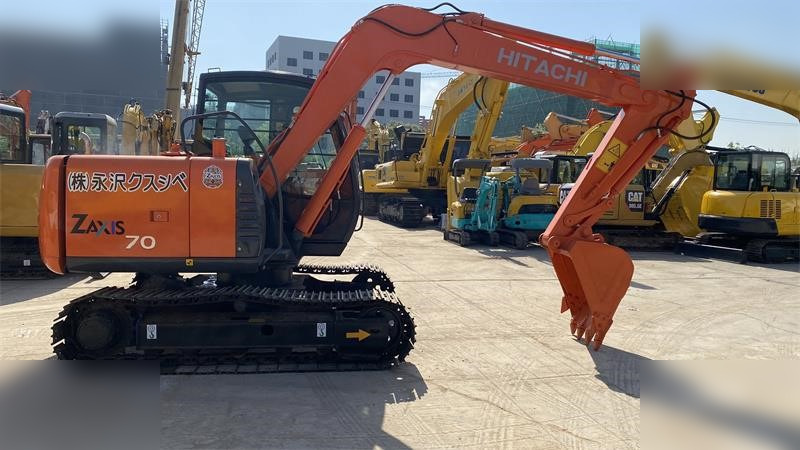 HITACHI ZX70 - Kāpurķēžu ekskavators: foto 5 HITACHI ZX70 - Kāpurķēžu ekskavators: foto 5