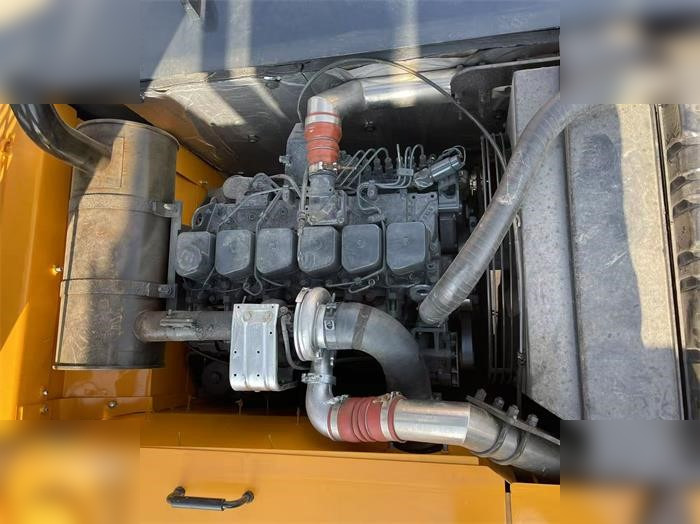 Kāpurķēžu ekskavators HYUNDAI HX220HD: foto 6