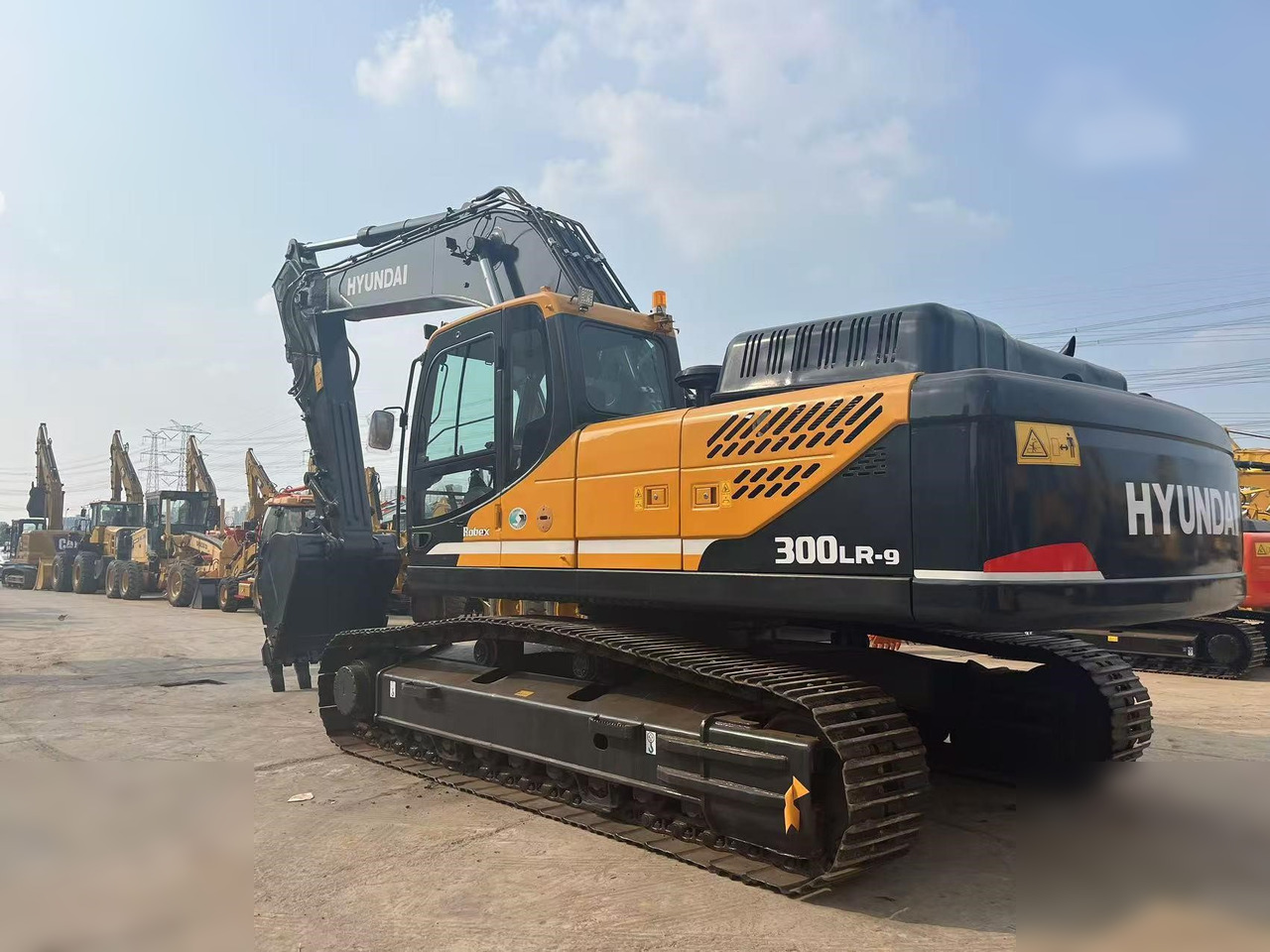 HYUNDAI HX300 LR - Kāpurķēžu ekskavators: foto 4 HYUNDAI HX300 LR - Kāpurķēžu ekskavators: foto 4