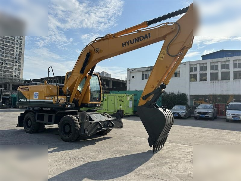 HYUNDAI ROBEX 210W-9 - Riteņu ekskavators: foto 5 HYUNDAI ROBEX 210W-9 - Riteņu ekskavators: foto 5