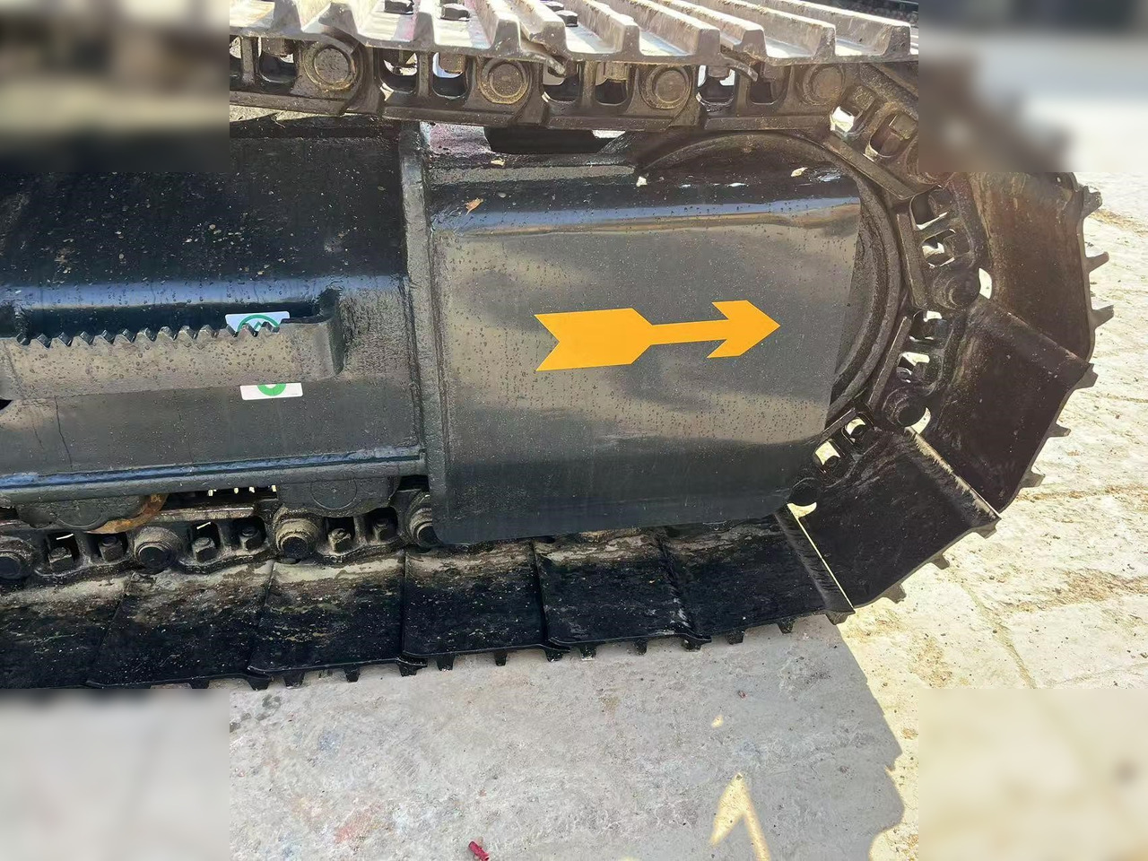 HYUNDAI ROBEX 220 LC-9S - Kāpurķēžu ekskavators: foto 5 HYUNDAI ROBEX 220 LC-9S - Kāpurķēžu ekskavators: foto 5