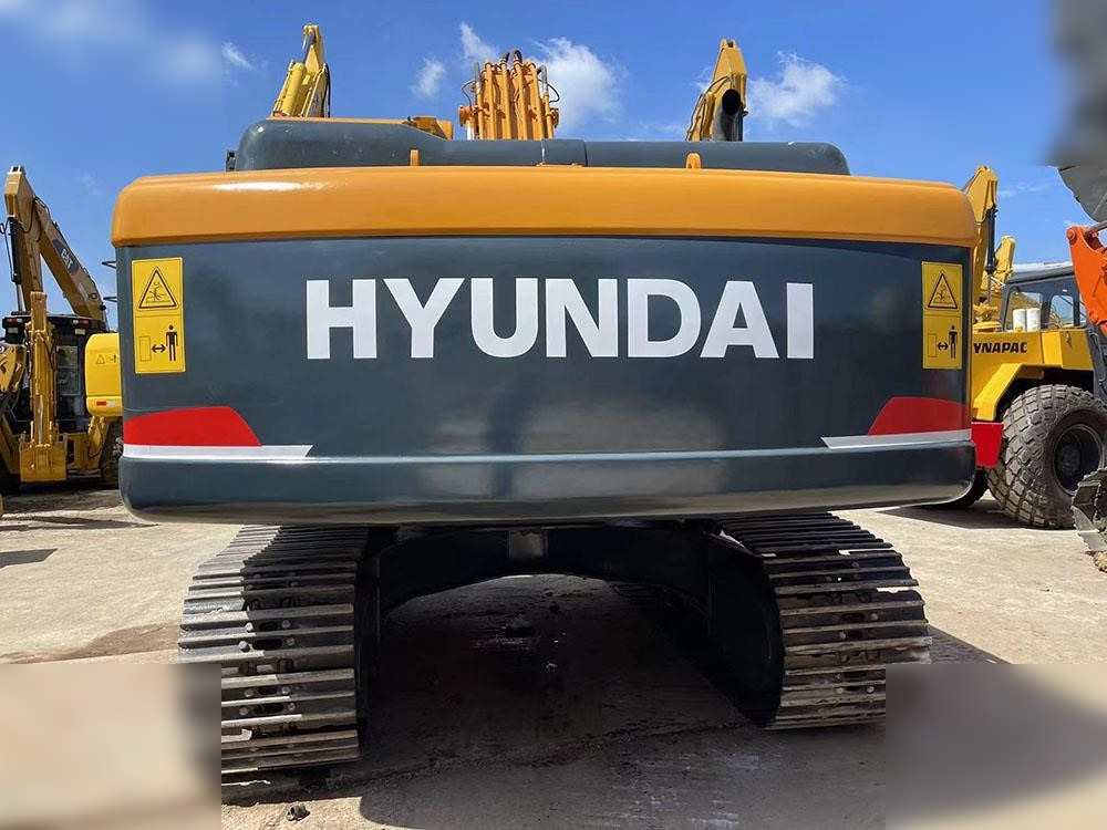 HYUNDAI ROBEX 220 LC-9S - Kāpurķēžu ekskavators: foto 2 HYUNDAI ROBEX 220 LC-9S - Kāpurķēžu ekskavators: foto 2