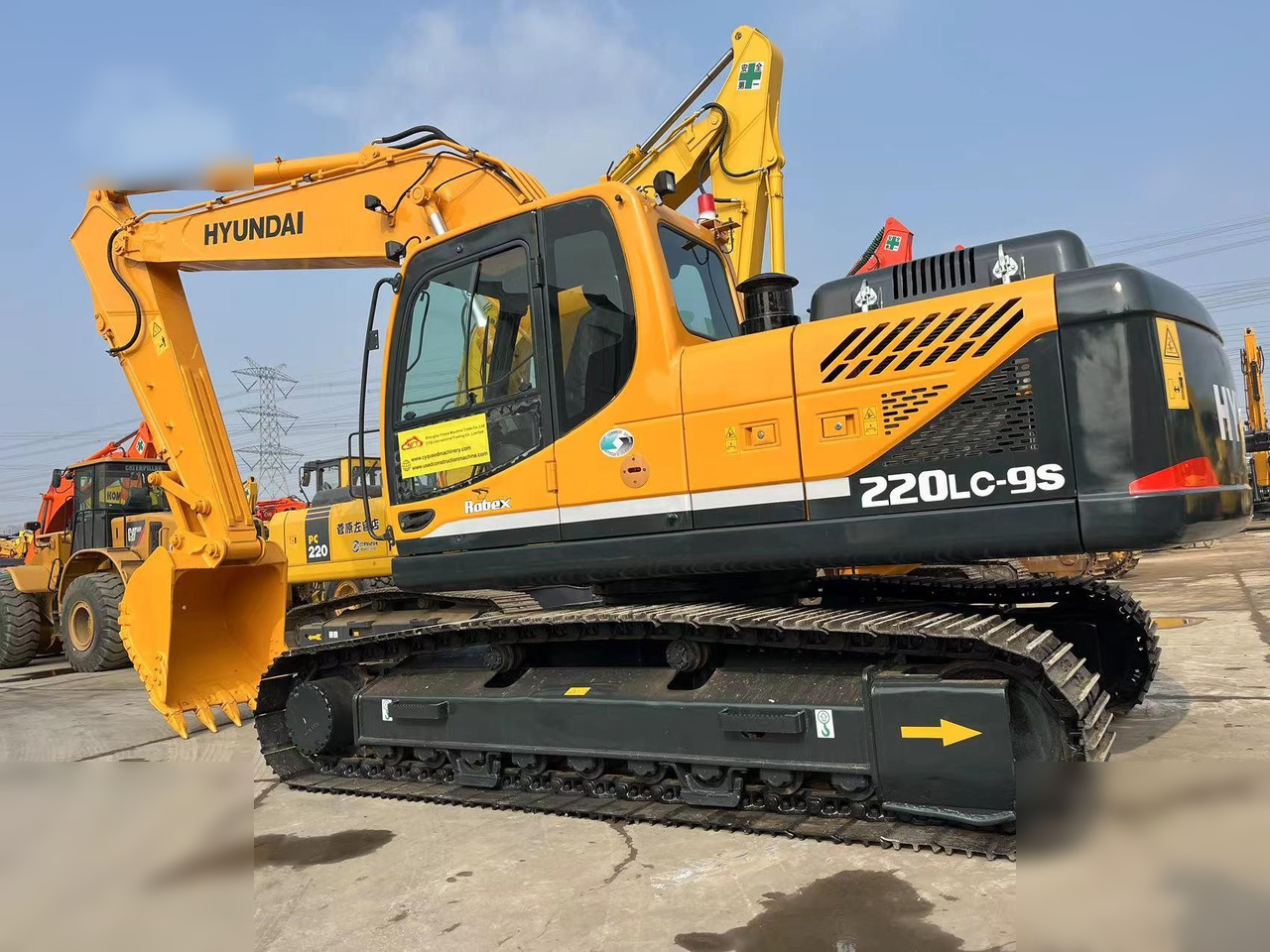 HYUNDAI ROBEX 220 LC-9S - Kāpurķēžu ekskavators: foto 1 HYUNDAI ROBEX 220 LC-9S - Kāpurķēžu ekskavators: foto 1