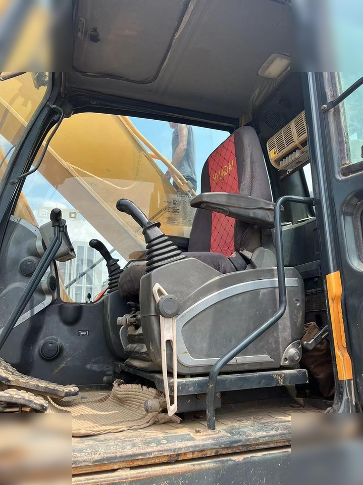 HYUNDAI ROBEX 305 LC-9T - Kāpurķēžu ekskavators: foto 5 HYUNDAI ROBEX 305 LC-9T - Kāpurķēžu ekskavators: foto 5