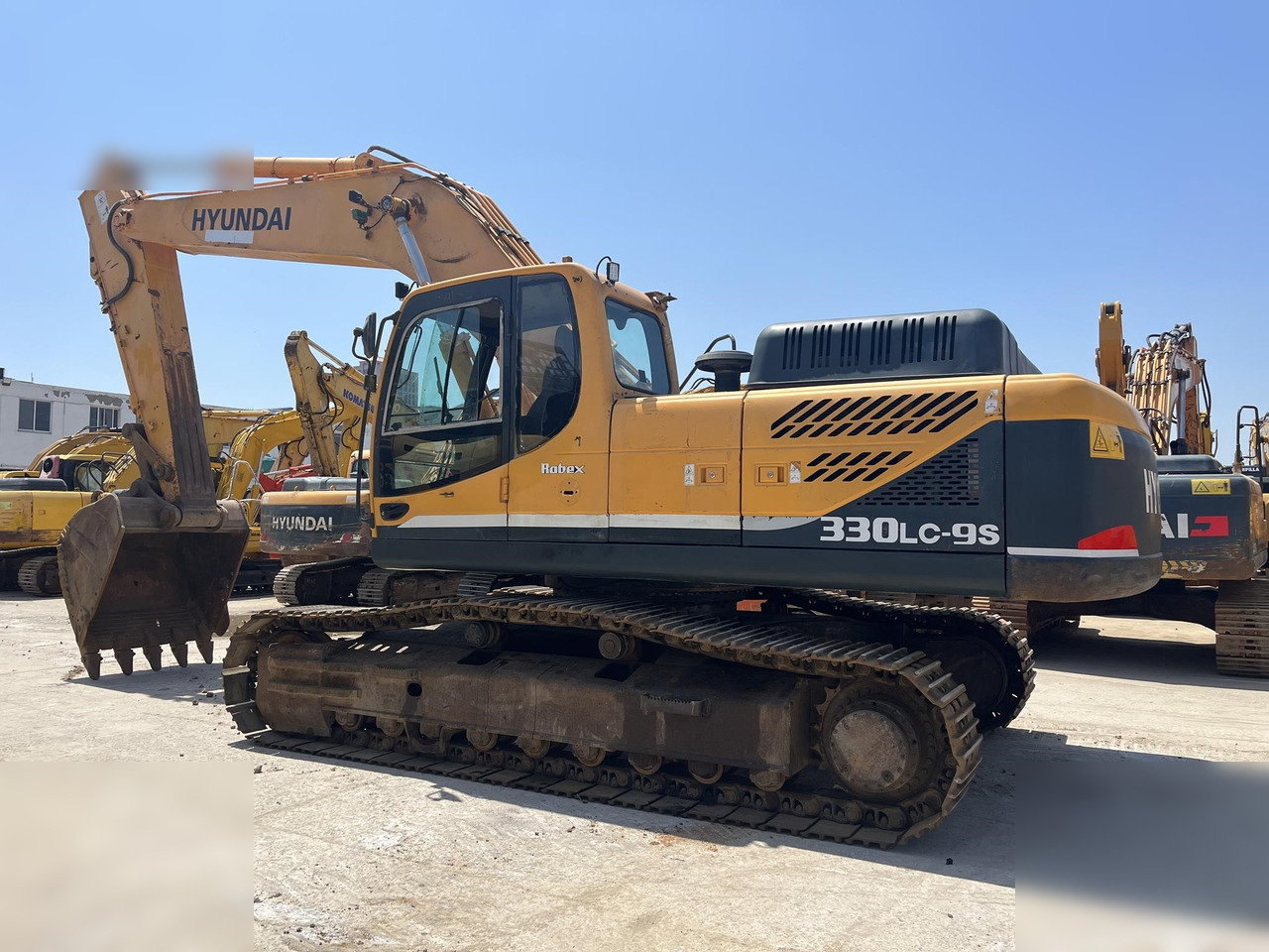HYUNDAI ROBEX 330 LC-9S - Kāpurķēžu ekskavators: foto 1 HYUNDAI ROBEX 330 LC-9S - Kāpurķēžu ekskavators: foto 1