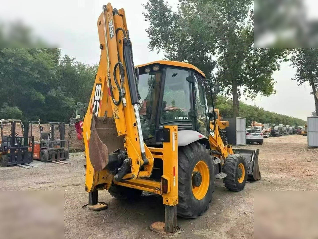 JCB 3CX - Ekskavators-iekrāvējs: foto 4 JCB 3CX - Ekskavators-iekrāvējs: foto 4