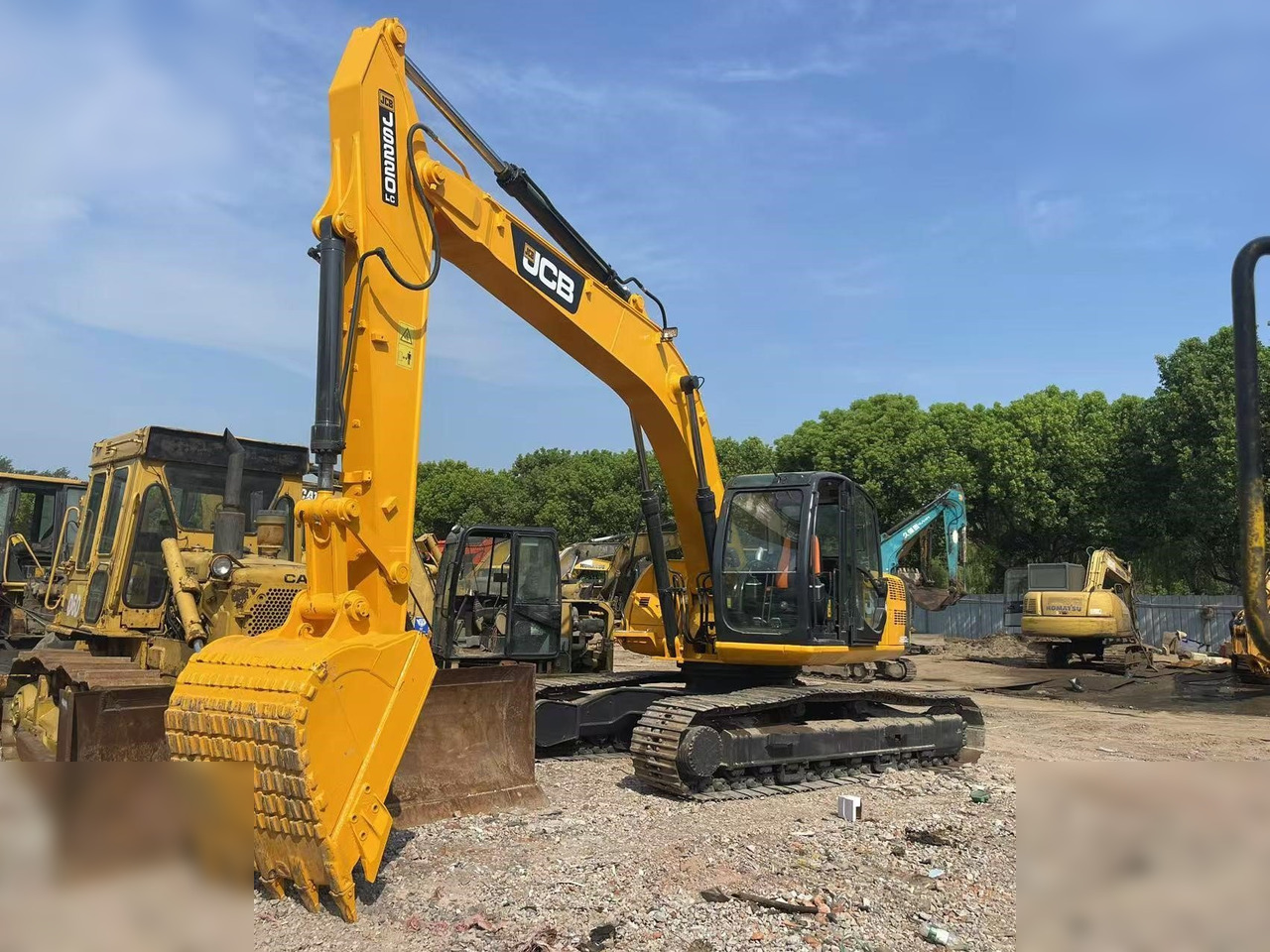 JCB JS220 LC - Kāpurķēžu ekskavators: foto 2 JCB JS220 LC - Kāpurķēžu ekskavators: foto 2