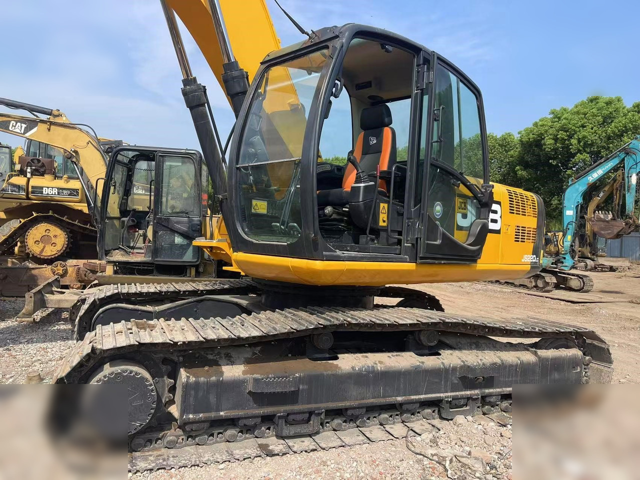 JCB JS220 LC - Kāpurķēžu ekskavators: foto 4 JCB JS220 LC - Kāpurķēžu ekskavators: foto 4