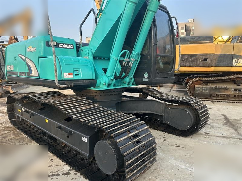 KOBELCO SK200-6E - Kāpurķēžu ekskavators: foto 5 KOBELCO SK200-6E - Kāpurķēžu ekskavators: foto 5
