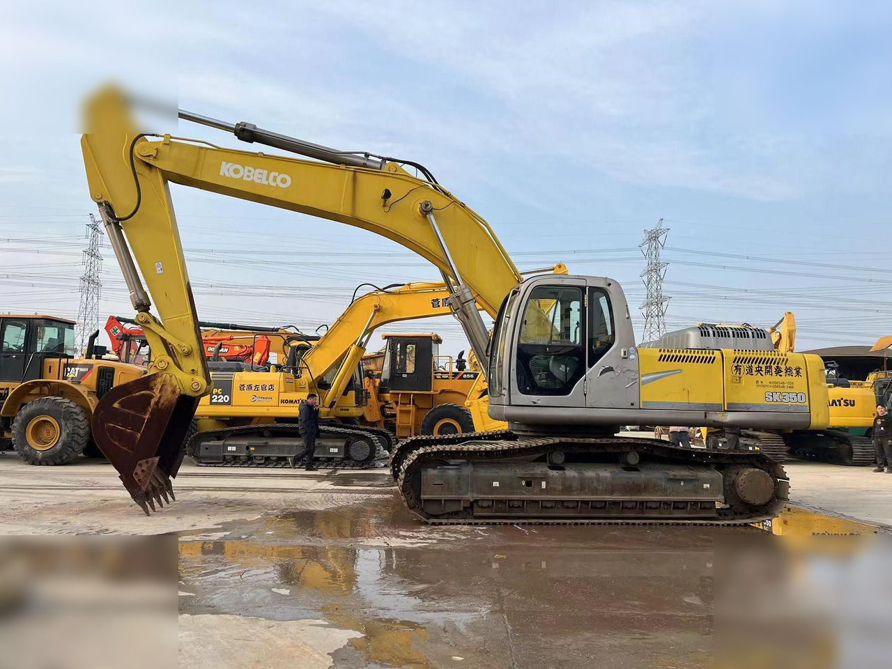 KOBELCO SK350 LC-8 - Kāpurķēžu ekskavators: foto 1 KOBELCO SK350 LC-8 - Kāpurķēžu ekskavators: foto 1