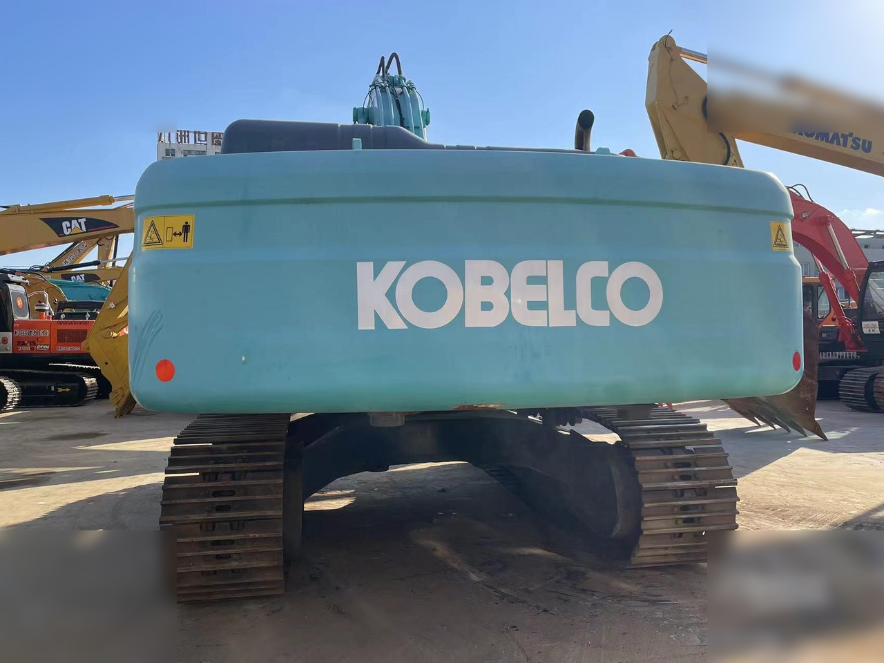 KOBELCO SK350D - Kāpurķēžu ekskavators: foto 3 KOBELCO SK350D - Kāpurķēžu ekskavators: foto 3