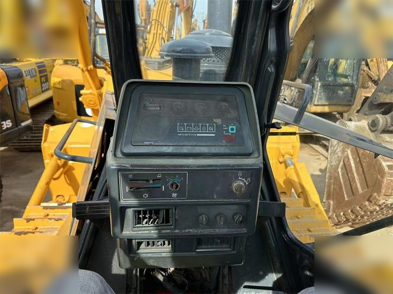 Buldozers KOMATSU D155A-5: foto 7