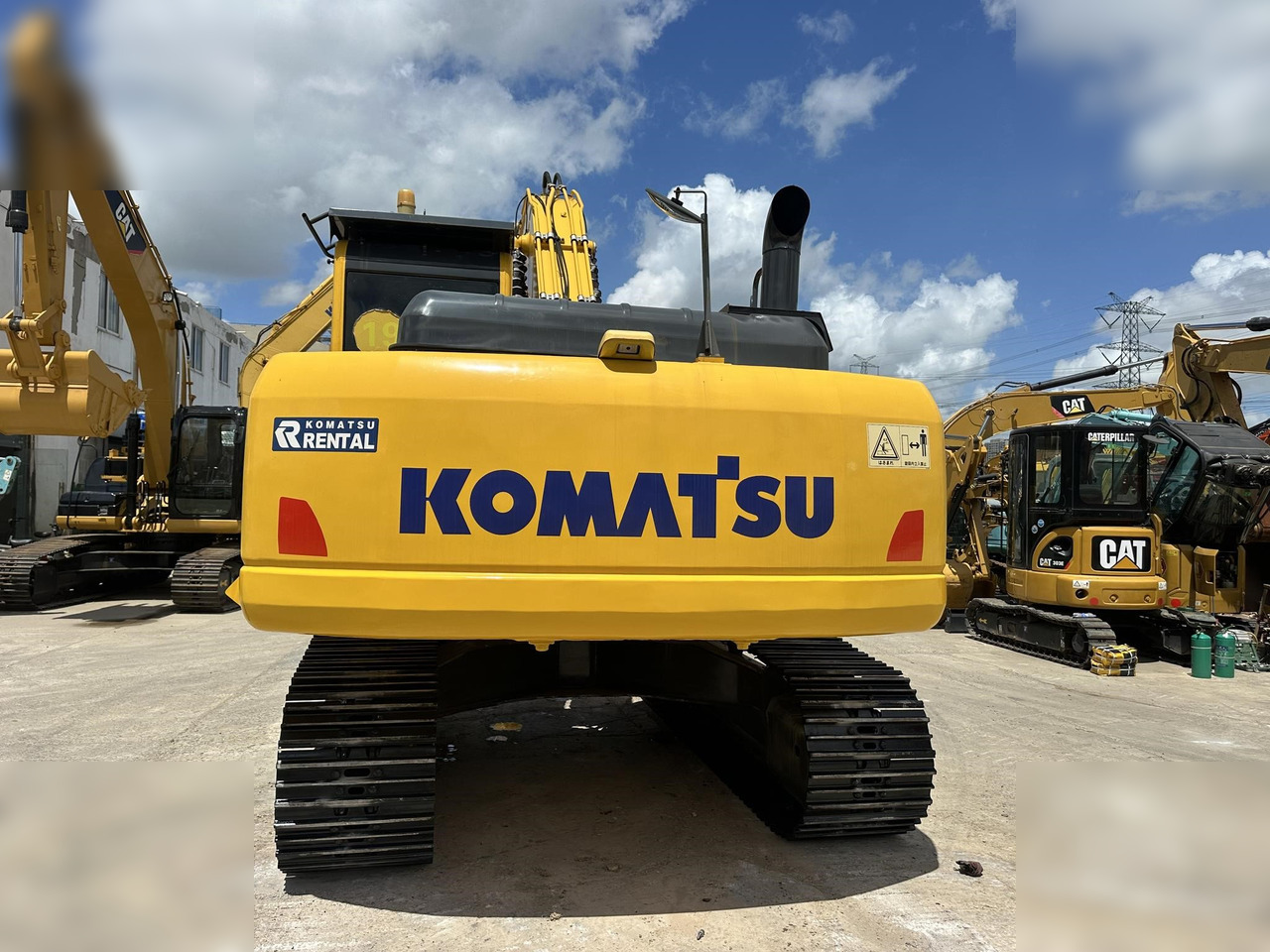 KOMATSU PC200-8 - Kāpurķēžu ekskavators: foto 4 KOMATSU PC200-8 - Kāpurķēžu ekskavators: foto 4