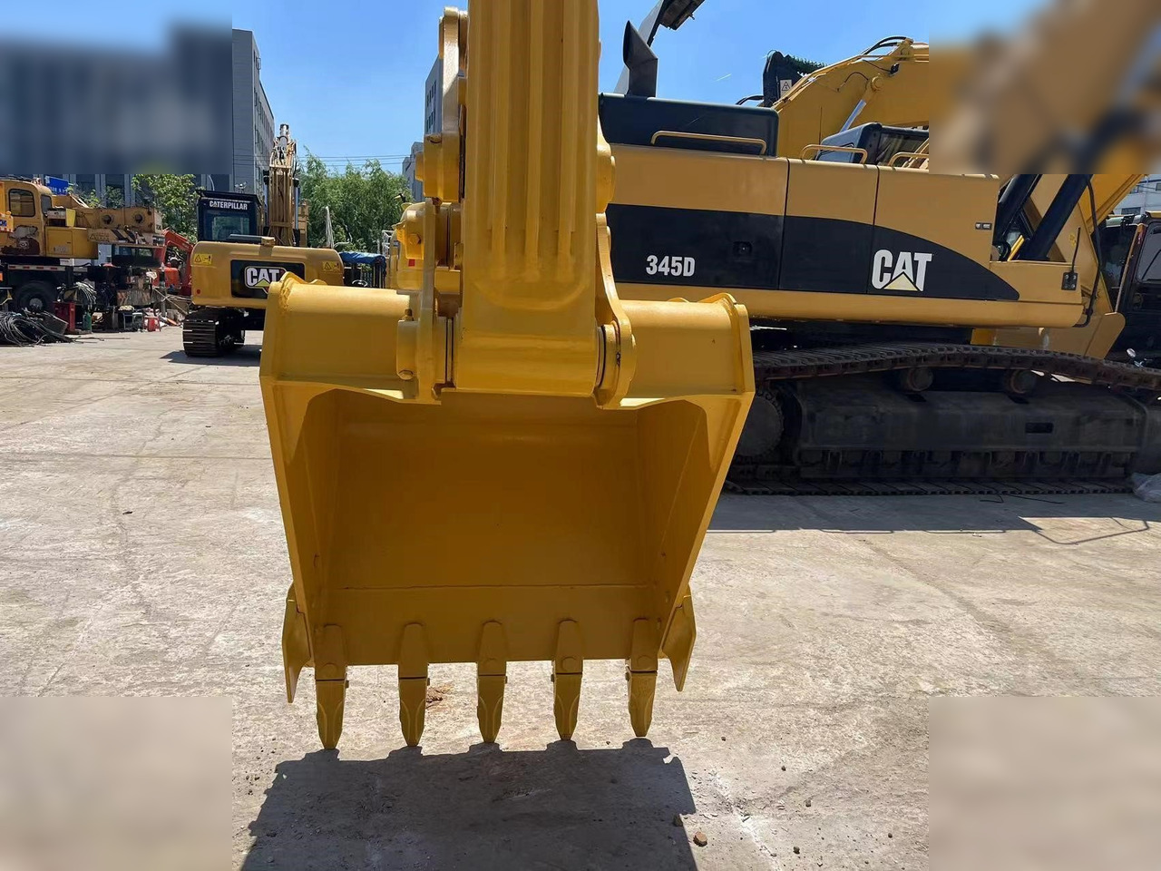 KOMATSU PC200-8 - Kāpurķēžu ekskavators: foto 5 KOMATSU PC200-8 - Kāpurķēžu ekskavators: foto 5
