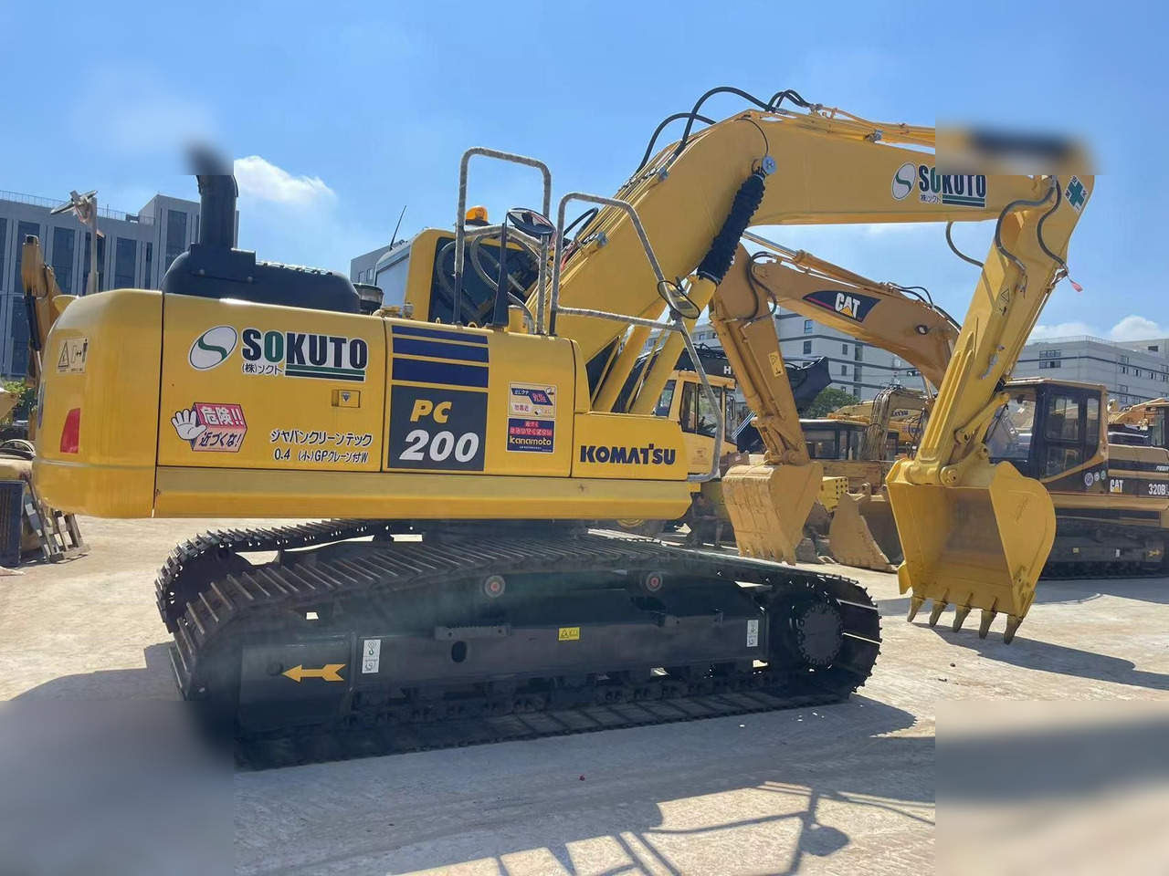 KOMATSU PC200-8N1 - Kāpurķēžu ekskavators: foto 4 KOMATSU PC200-8N1 - Kāpurķēžu ekskavators: foto 4