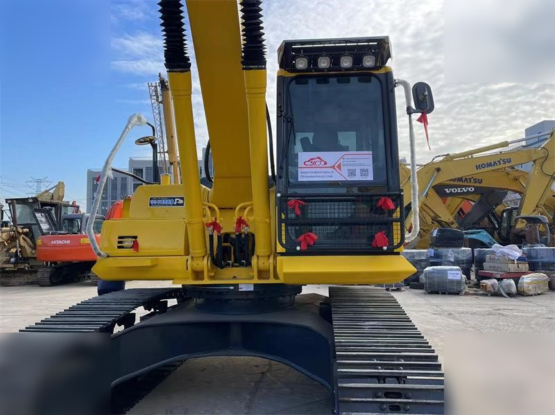 Kāpurķēžu ekskavators KOMATSU PC210 LC-8: foto 6