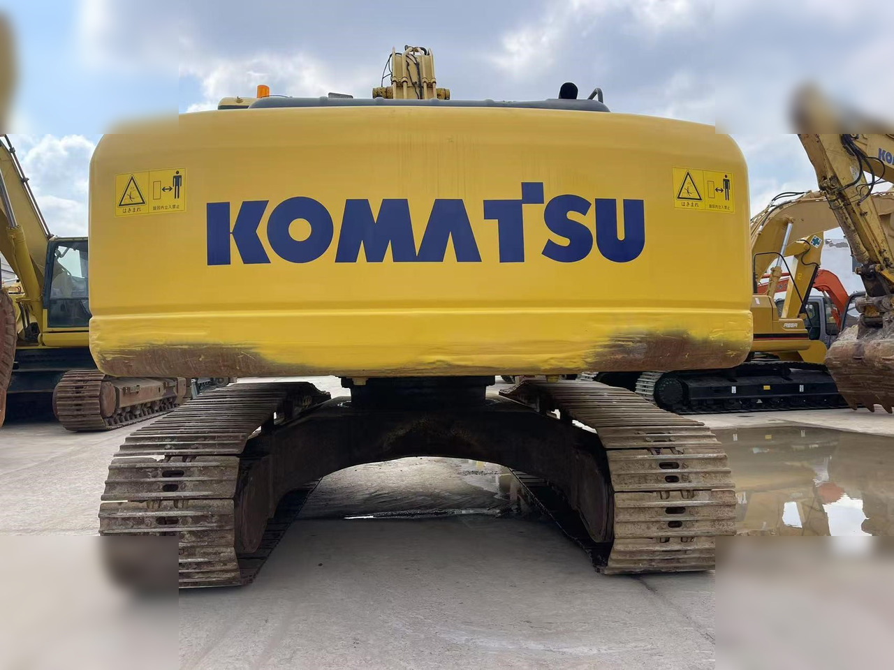 KOMATSU PC220-7 - Kāpurķēžu ekskavators: foto 3 KOMATSU PC220-7 - Kāpurķēžu ekskavators: foto 3
