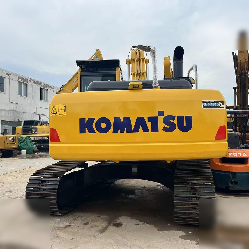 KOMATSU PC240 LC-8 - Kāpurķēžu ekskavators: foto 2 KOMATSU PC240 LC-8 - Kāpurķēžu ekskavators: foto 2